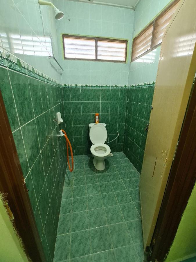 Penginapan Harmoni Inn Kuala Terengganu Exteriör bild